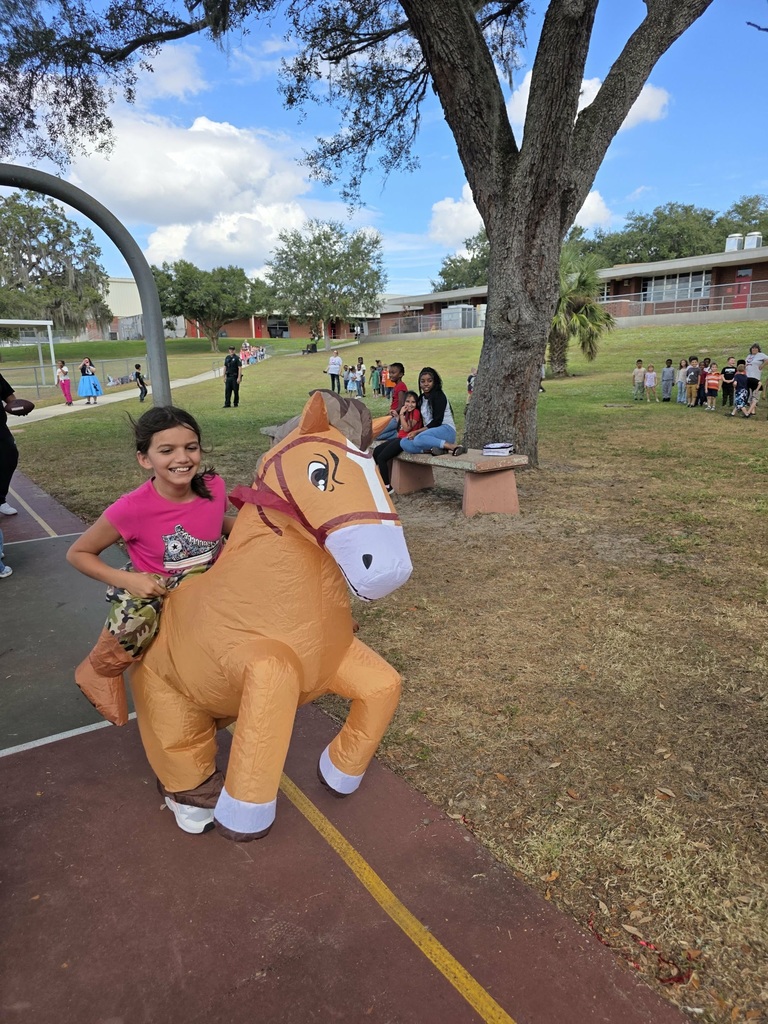 AES Faculty, Staff and Students celebrating the 70th Anniversary of AES.