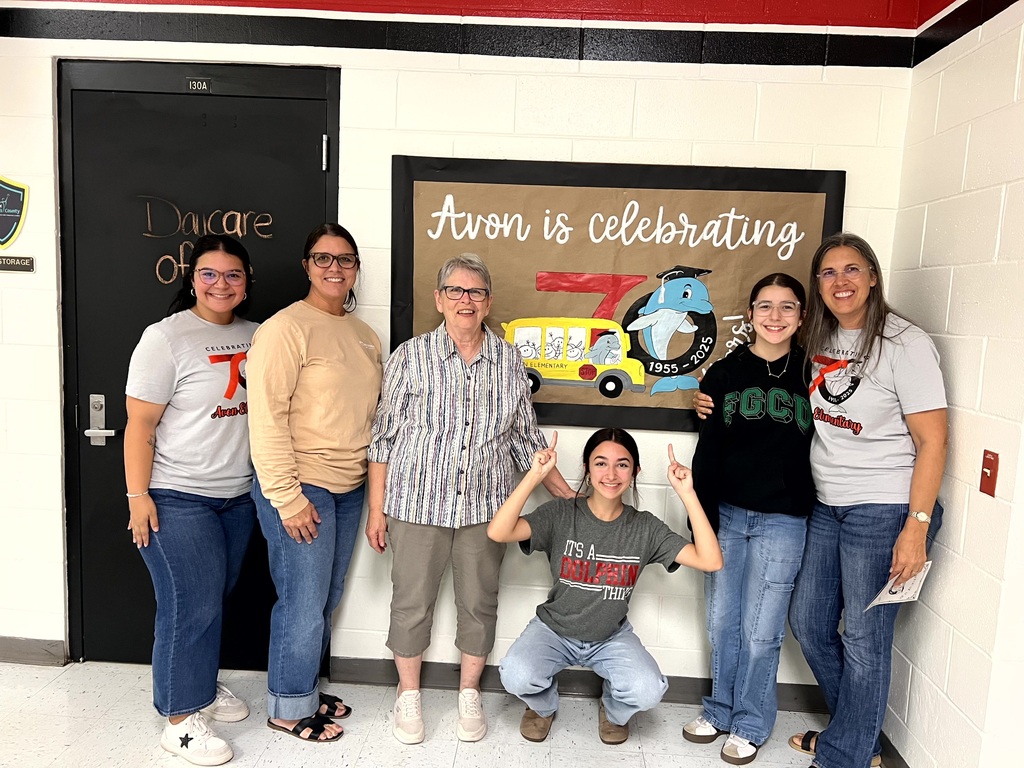 AES Faculty, Staff and Students celebrating the 70th Anniversary of AES.