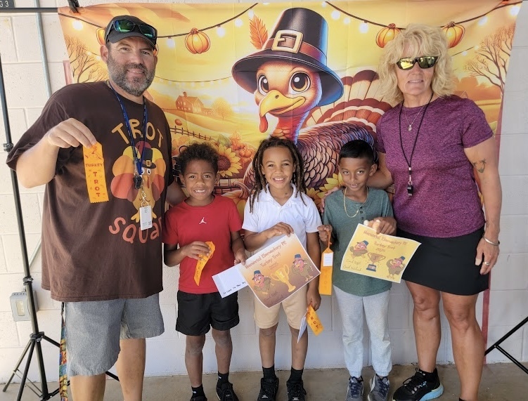 MES 1st PE Turkey Trot winners 2025.