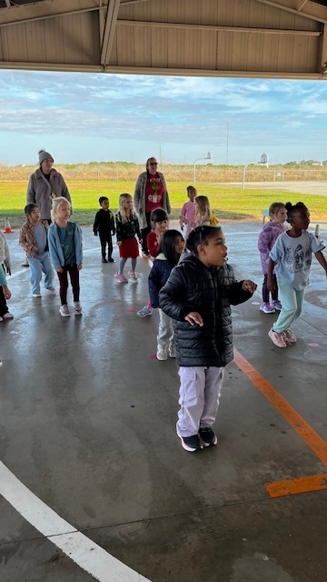 MES VPK Students participating in Elf Training activities.