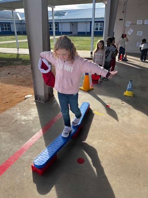 MES VPK Students participating in Elf Training activities.