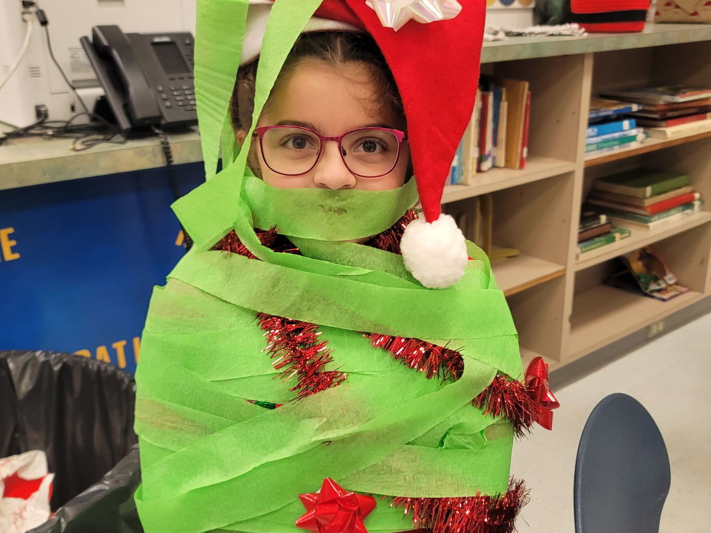 AES Staff having a nice time at the Staff Christmas party.