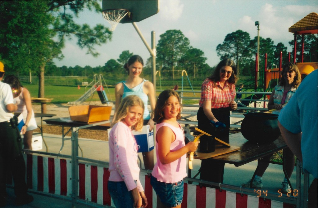 Students at the 2003 CTE HoeDown.