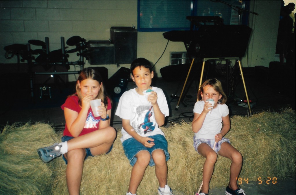 Students at the 2003 CTE HoeDown.