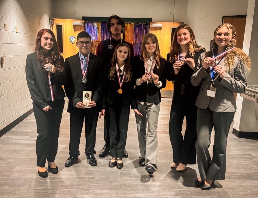 Photo of members of HVS's FBLA team.