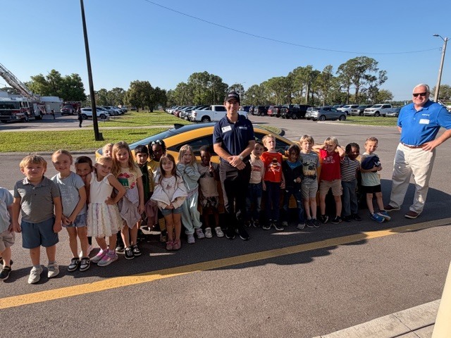 Our Kindergarten Mustangs had a wonderful time diving into their “Community Helpers” unit with some very special visitors from our community! 🚓🚒👩‍⚕️👷