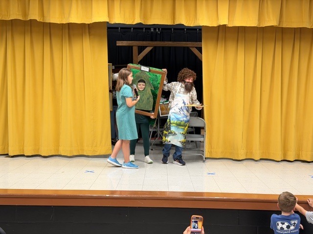 Mrs. Sebring, Mrs. LaBarr, and our talented CTE Art Club brought an unforgettable surprise to life! Our Art Club members debuted their incredible Living Portraits—a one-of-a-kind experience where student-created masterpieces stepped right out of the frame.