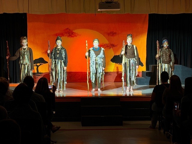 Lion King Final Performance pictures of the performance.