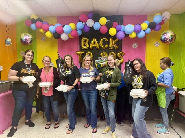 We took it way back last week as we celebrated our incredible teachers and staff with a Totally 90s themed appreciation week—because they’re truly all that and a bag of chips! 💛