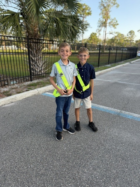 Each day, our safety patrols help make arrival and dismissal run smoothly by assisting with student drop off and pick up, showing leadership, responsibility, and kindness along the way. Their hard work and dedication help keep our campus safe for everyone!