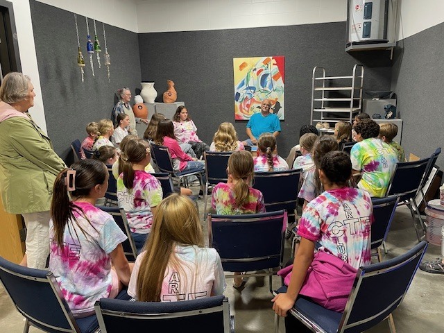 This spring, members of the CTE Art Club had an incredible opportunity to visit South Florida State College's Art Department for a day filled with creativity, exploration, and hands-on learning!
