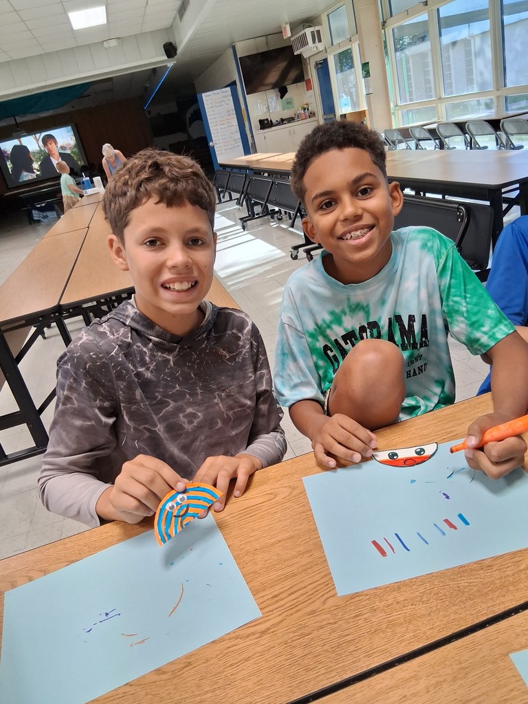 Our Mustang campers are diving into creativity, teamwork, and fun with this year’s summer daycare theme, "Under the Sea Adventure!" Today’s featured activity: Jellyfish! 🪼