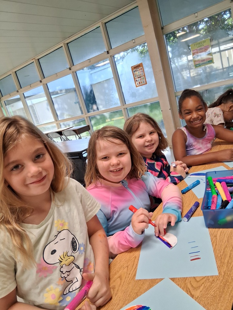 Our Mustang campers are diving into creativity, teamwork, and fun with this year’s summer daycare theme, "Under the Sea Adventure!" Today’s featured activity: Jellyfish! 🪼