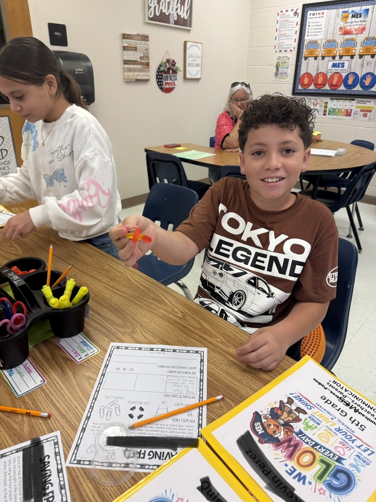 fifth graders learning