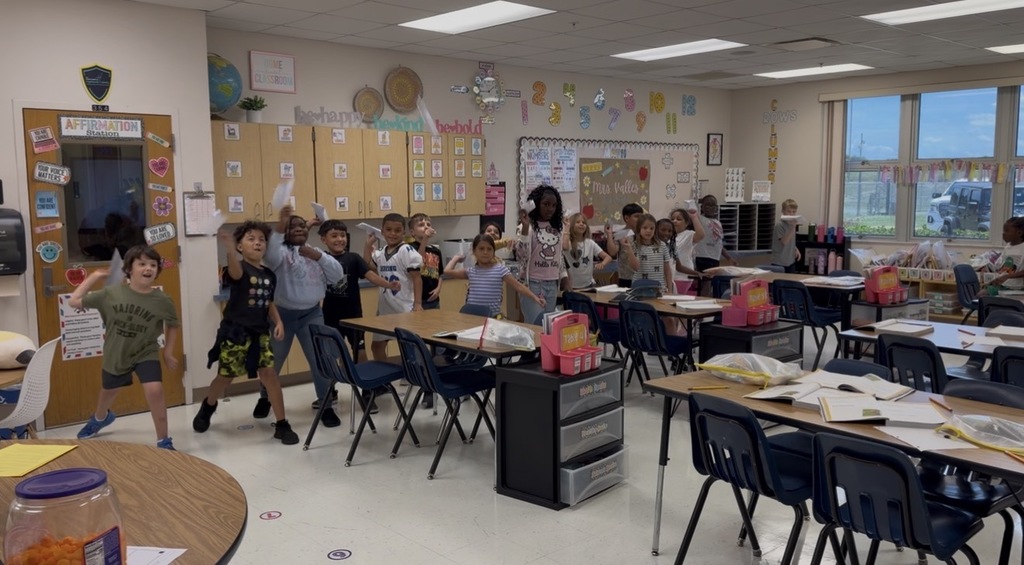 paper airplane making