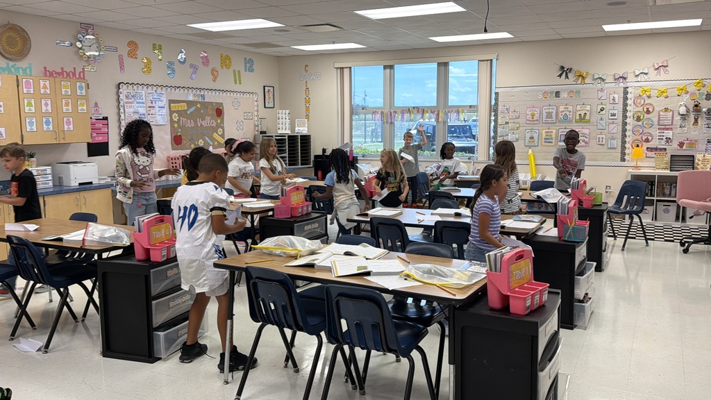 paper airplane making