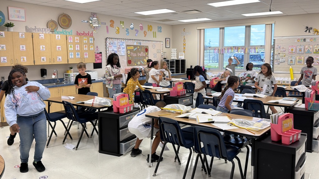 paper airplane making