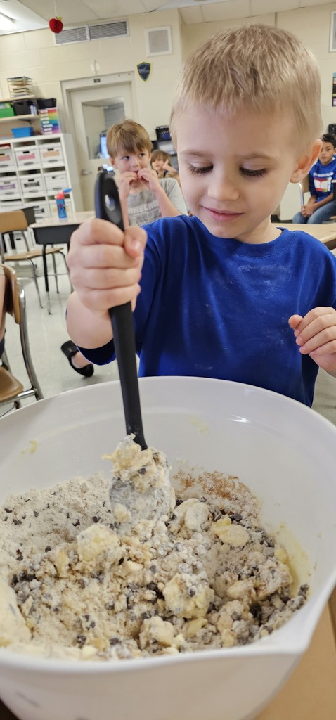 Here’s a look at what was happening in Mrs. J. Brown’s multi-grade classroom last week! Our Mustangs were learning across all areas while having a little fun along the way.