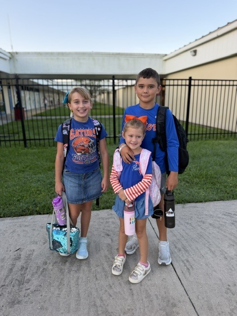What a great day to show our school spirit! We loved seeing our Mustangs representing their favorite colleges and showing off their school pride! 