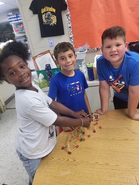 This time, we’re highlighting Mrs. Byrd’s class! 🎨🐎 Her students embraced the spirit of Dot Day by getting creative, exploring their imagination, and discovering that even the smallest dot can become something BIG! 