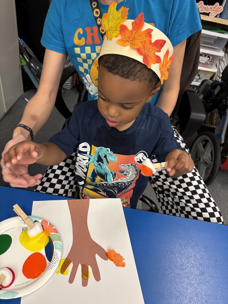 Our youngest Mustangs had a wonderful time exploring colors, creating seasonal artwork, and celebrating the beauty of fall. We love seeing their creativity and excitement for learning! 