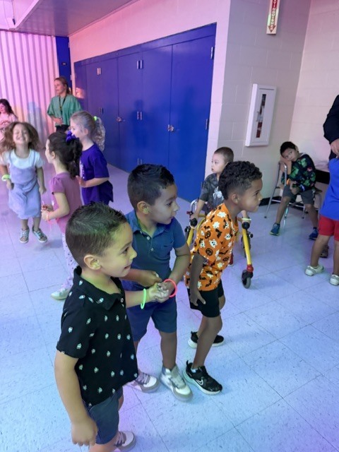 Our kindergartners and first graders had an AMAZING time at the Glow Party!