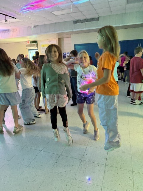 Our 4th and 5th graders had an AMAZING time at the CTE Glow Dance, dancing with friends, showing off their moves, and making memories that will shine long after the lights go out! 