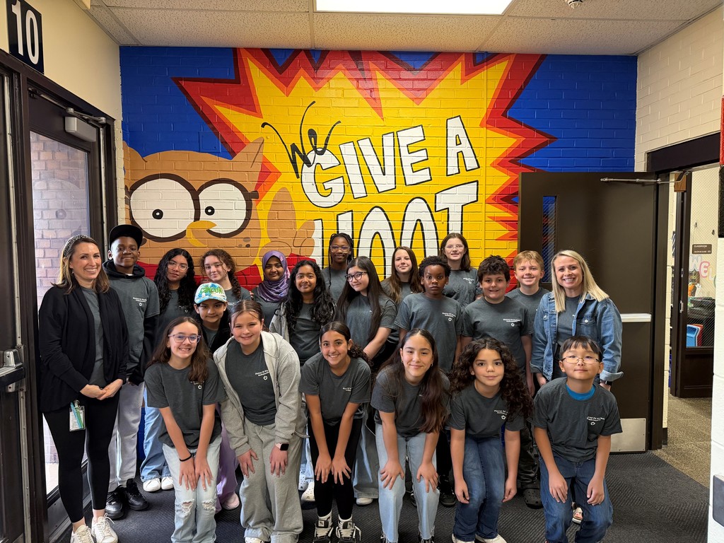 Fifth and sixth grade Ambassadors group photo with Mrs. Davis and Mrs. Johnson