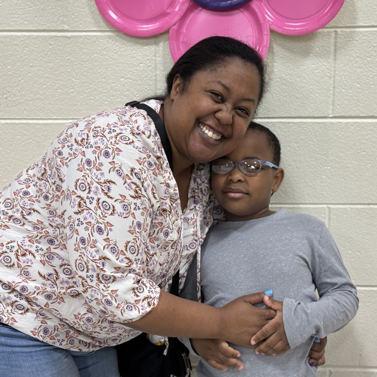 muffins with moms