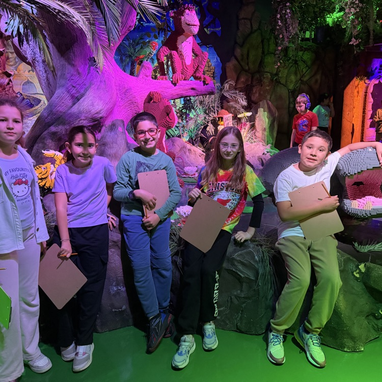 Fourth graders at LEGOLAND