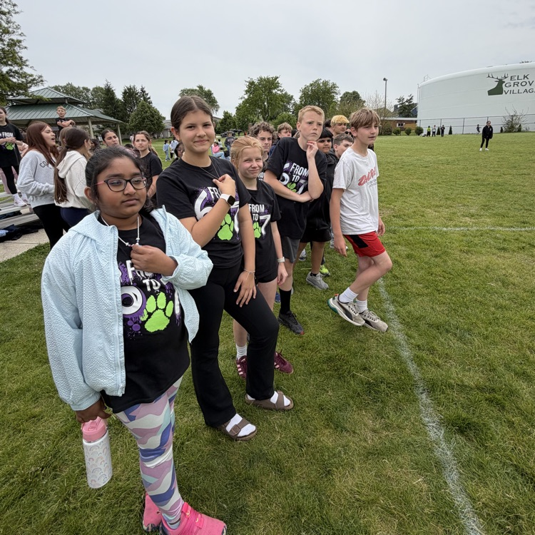 6th grade students watching the game 
