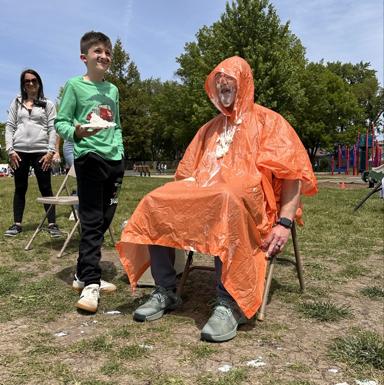 pie in face
