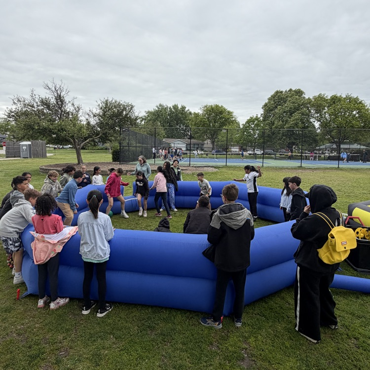 students playing Gaga ball