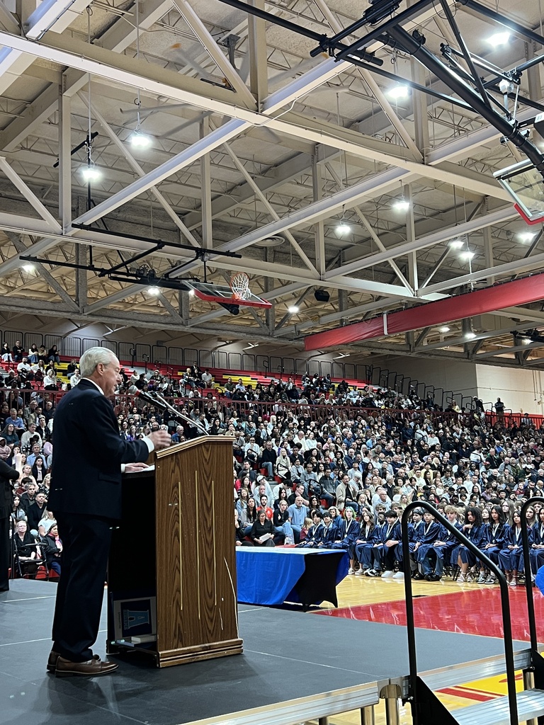speaker at graduation
