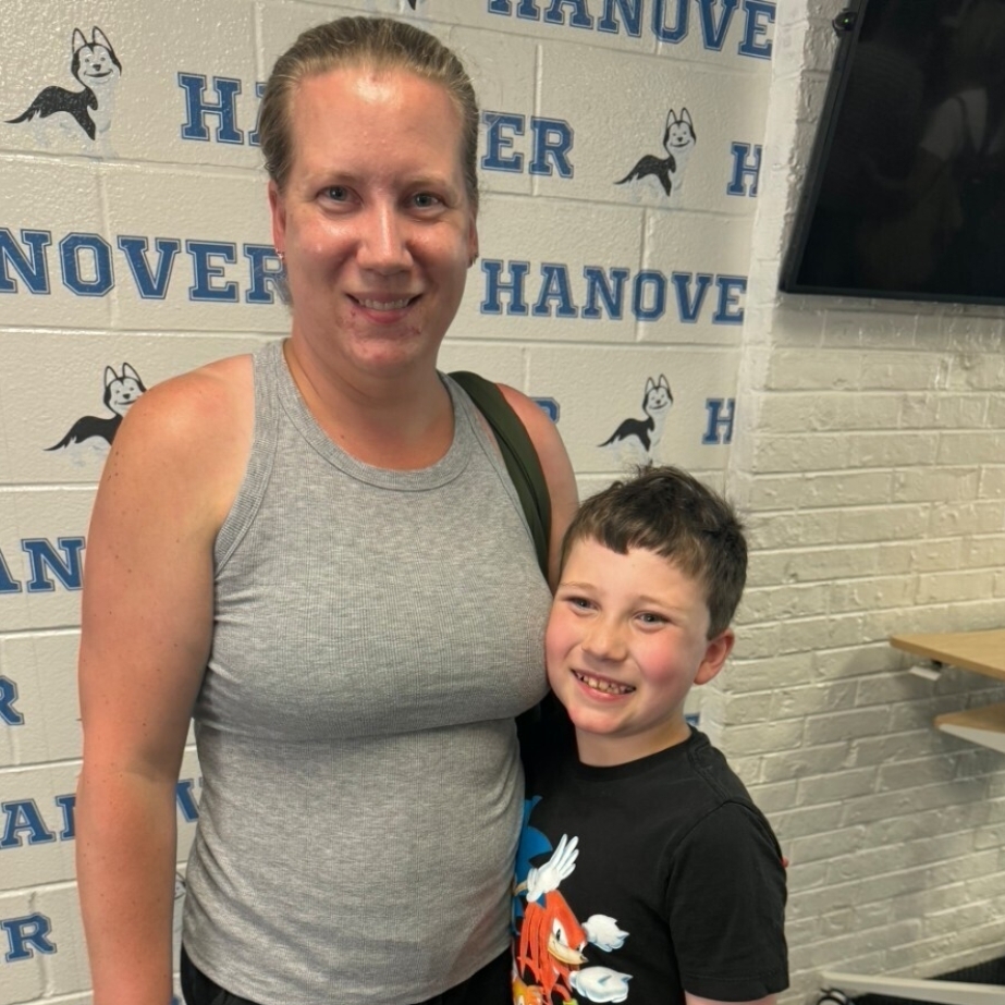 parent and student coming to pop-up library 