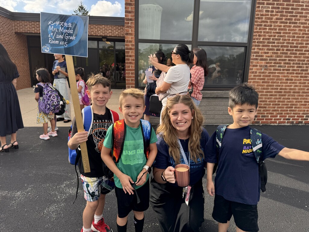Mrs. Mendez with students