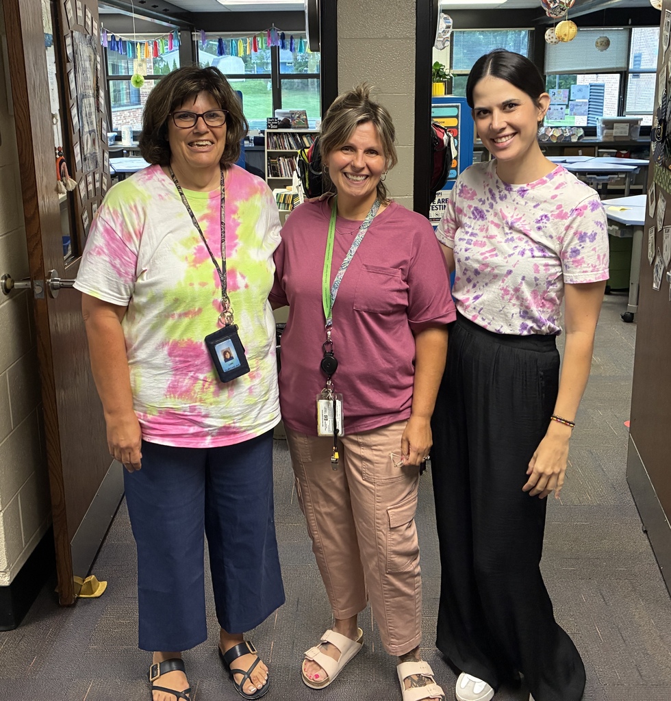 photo of Ms. Durchslag, Mrs. Whitten, and Mrs. Franz