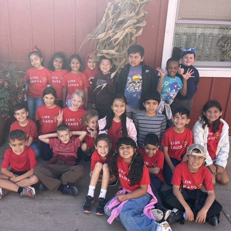 2nd grade classes at Tom’s Farm