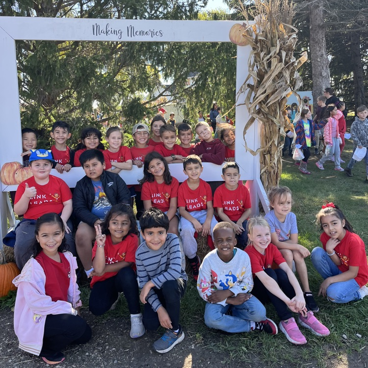 2nd grade classes at Tom’s Farm