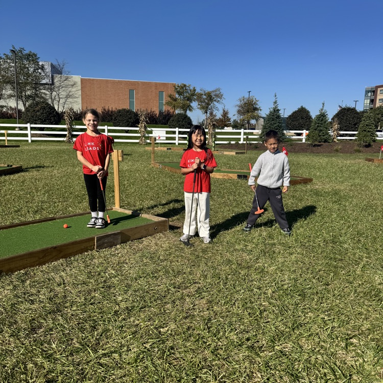 2nd grade classes at Tom’s Farm