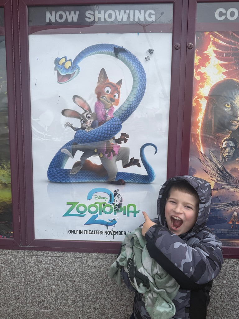 Zootopia 2 movie day