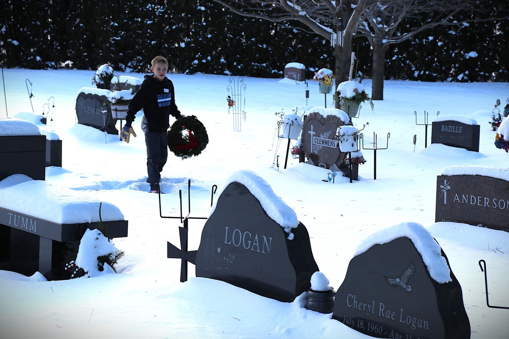 Wreaths Across America 6