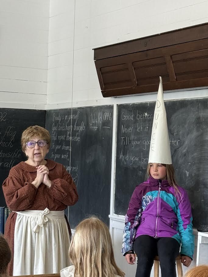 4th graders spent the day in Balsam Lake 