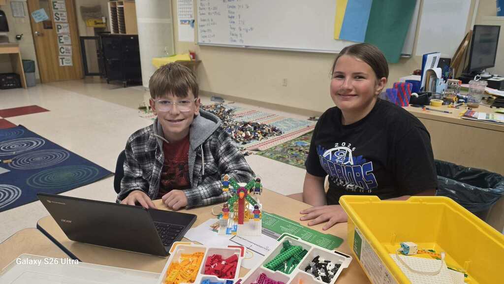 LEGO Builders