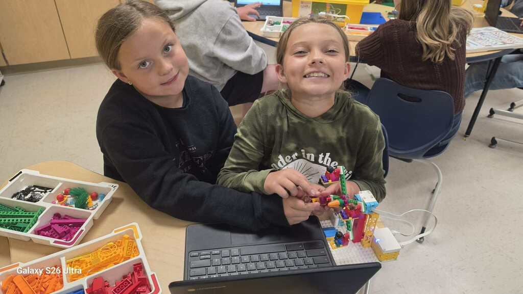 LEGO Builders