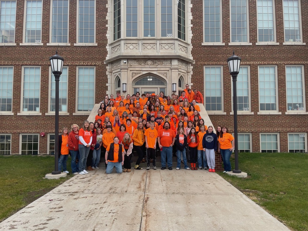 Florence MS/HS Students and staff dressed in orange