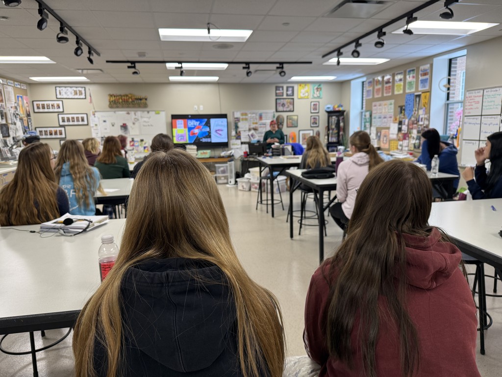 Milwaukee Institute of Art & Design presenting to Florence Students