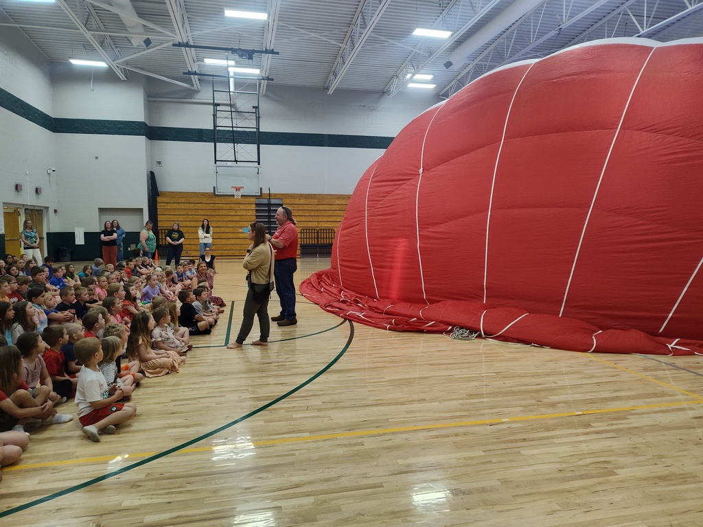 Remax hot air balloon in Florence Gym