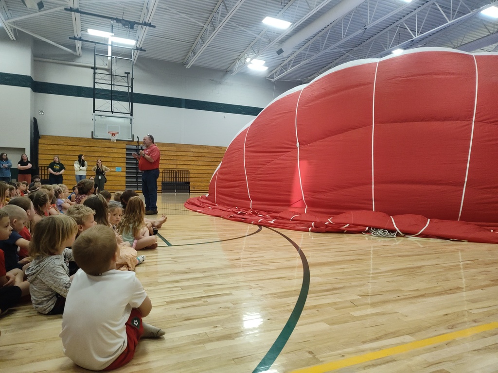 Remax hot air balloon in Florence Gym