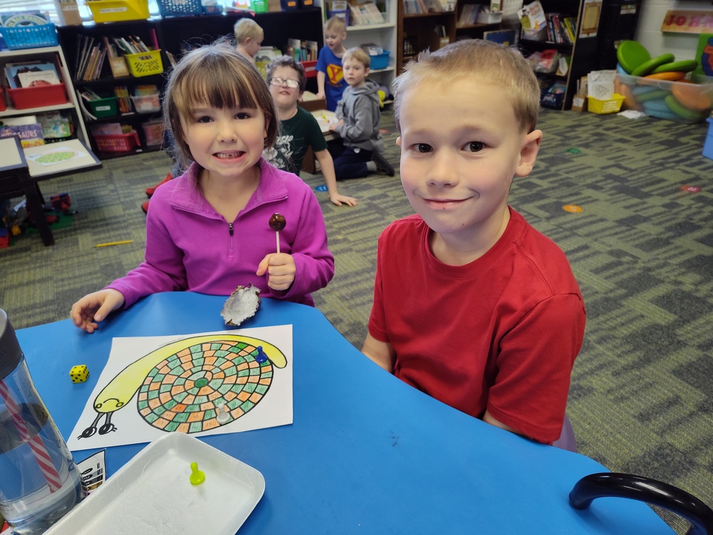 students celebrate 100 days of school
